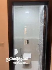  5 شقه مع روف في الياسمين