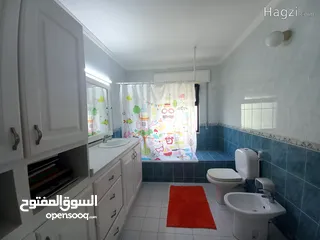  12 شقة مفروشة للإيجار 240م2 ( Property 17129 ) سنوي فقط