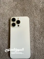  5 Iphone 13 pro 256GB battery health 80% مع7كفرات و سماعات سلك و الكرتون من دون شحن
