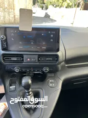  6 بيجو ريفتر