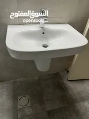  2 مغسلة ROCA مع خلاط للبيع