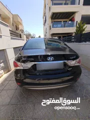  12 سيارة هيونداي سوناتا موديل 2015 سوداء  بحالة جيدة جدا للبيع نظيفة و مرتبة