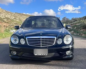  1 MERCEDES BENZ E200
