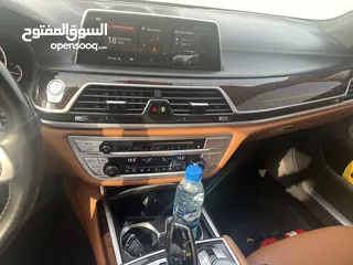  8 BMW 750LI @