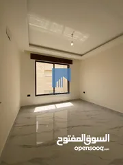  5 شقة فاخرة للبيع في الكرسي - قرب المخابرات طابق ثالث 210م مع روف دوبلكس 140م لم تسكن