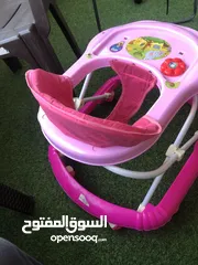  3 كراجة ومشاية اطفال بحالة الوكالة
