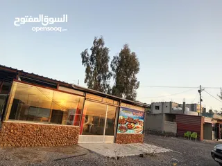  1 محل مساحة (180)م2 على شارع الاردن منطقة ابو نصير باتجاه الشمال