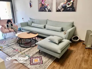  3 2700شامل التوصيل واللون اللي بناسبكم