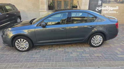  3 سكودا اوكتافيا  1500 بنزين جير عادي 2019، في حالة ممتازة، 30 الف كيلو