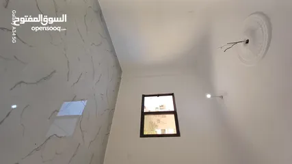  11 شقاق فاخرة للبيع العاشرة ط2هندسي 78 م مع بلكونة موقع مميز