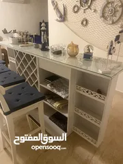  1 Counter with chair