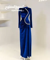  5 فستان سهرة أزرق مخمل راقي ، فخم و بحالة ممتازة ، مناسب للسهرات و الخطوبة و الأعراس .