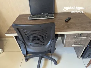  15 اثاث مكتبي استخدتم بسيط وبحالة الجديد
