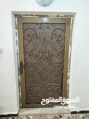 2 شقة فارغة للايجار في اربد قرب دوار صحارى
