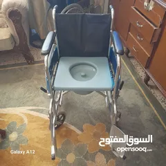  1 كرسي حمام للاستعمال الشخصي