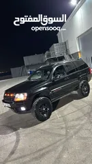  2 جراند شيروكي موديل 2000