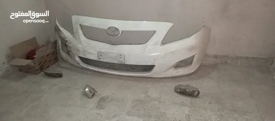  4 طمبون تويوتا كورولا موديل 2010 مع ضو فقط