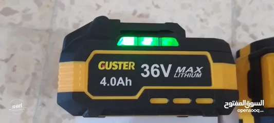  3 بطاريات وشاحن