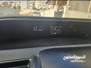  7 تويوتا بريوس 2015 نظيفة ومميزة للبيع