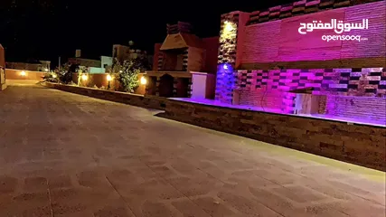  4 شقة استثمارية فاخرة للبيع (طابق ارضي)