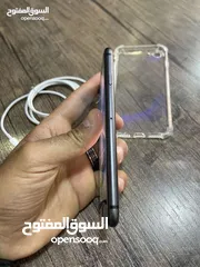  3 iPhone 8 نضيف جدا وكالة