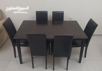  1 طاولة سفرة وطاولة للمطبخ