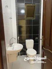  9 شقه بمدخل مستقل فاخره ومميزه  طابق ارضي مجمع عمان جديد