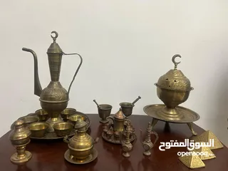 2 تحف و نحاسيات