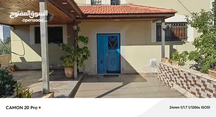  1 بيت مستقل للبيع