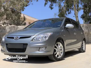  1 هونداي i30 2009