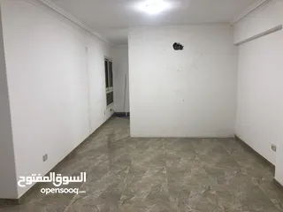  1 شقة للإيجار في سموحه