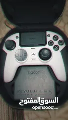  4 Nacon Revolution Pro 5