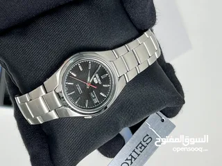  3 فرصة سيكو 5   Seiko 5  جديدة لون أسود  بسعر أقل من السوق التاريخ واليوم بالعربي