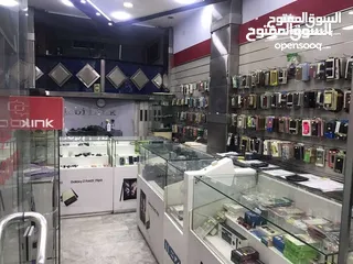 25 محل تجاري للبيع مجهز كامل موقع مميز ملاصق لمعرض شركة زين - شارع باب الواد - الوسط التجاري/ الزرقاء