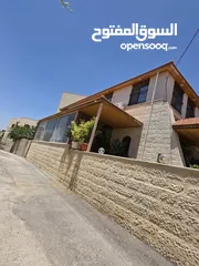  8 بيت مستقل للبيع