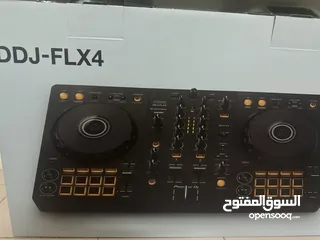  3 DDJ FLX4 DJ controller