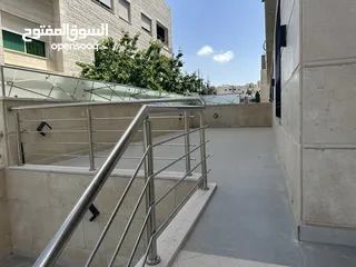  4 شقه ارضيه جديده مع تراس و كراج لم تُسكن بعد للبيع