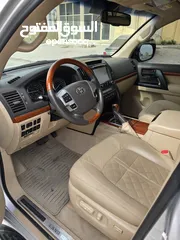  7 Land cruiser GXR V6 GCC 2015 Price 109,000 Aed