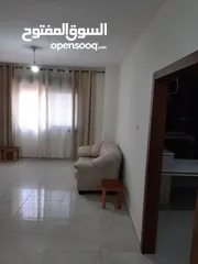  1 ستوديو سكني  سكن مشترك في عمارة المصايف الشارع الرئيسي