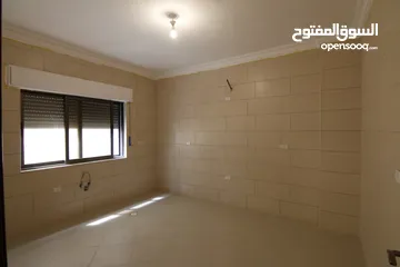  8 من المالك تم تخفيض السعر 170 متر في ابو نصير  شقة جديدة ارضي على مستوى الشارع