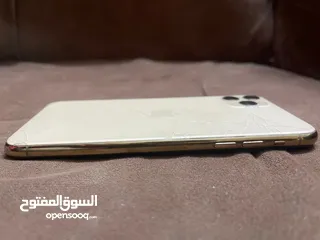 6 ايفون 11 برو ماكس للبيع او البدل .