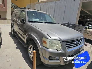  6 Ford explorer 2008  very clean n accident free
