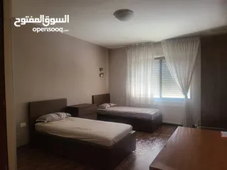  26 شقة طابق اخير مع روف للبيع ( Property ID : 38964 )