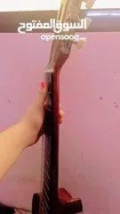  4 جيتار تعليمي مع ريشه