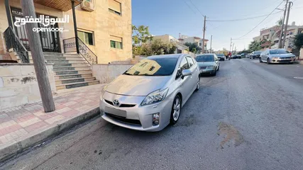  1 تويوتا بريوس اوروبي موديل 2010 بحال الوكالة للبيع كاش فقط