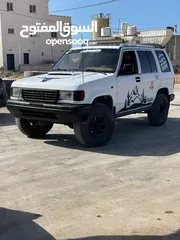  5 ايسوزو تروبر 4x4