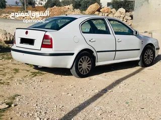  4 سكودا اكتافيا 2004