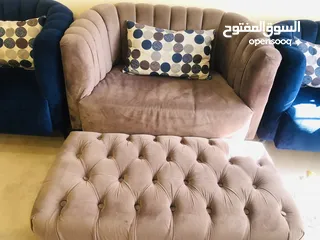 2 طقم جلوس (كنب) انتريه بحالة ممتازة للبيع
