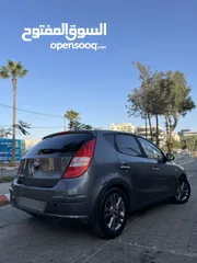  2 Hyundai i30 2008
