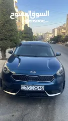  8 كيا نيرو ستاندرد موديل 2018 لون ازرق - كحلي